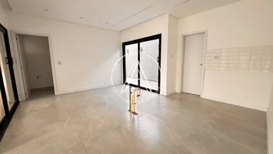 <strong>Sobrado Castroville em construção</strong>