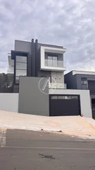 <strong>Sobrado Padrão</strong> <small>(3 dormitórios sendo 1 suíte)</small>