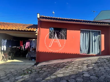 <strong>Casa em Condomínio</strong> <small>(3 dormitórios sendo 1 suíte)</small>