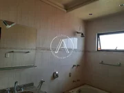 <strong>Sobrado a Venda - Locação Apartamento Piso Superior</strong>