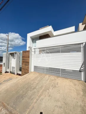 <strong>Sobrado Alto Padrão à Venda - Park Boulevard</strong>