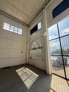 <strong>Armazém/Barracão</strong> ()