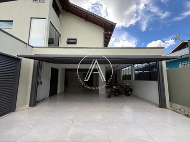 <strong>Sobrado Padrão</strong> ()