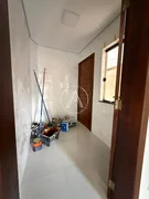 <strong>Sobrado Conjugado</strong>&nbsp;<small>(3 dormit&oacute;rios sendo 3 su&iacute;tes)</small>