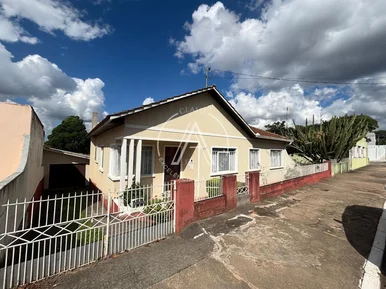 <strong>Casa Padrão</strong>&nbsp;<small>(4 dormit&oacute;rios)</small>