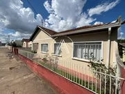 <strong>Casa Padrão</strong>&nbsp;<small>(4 dormit&oacute;rios)</small>