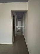 <strong>Casa com passagem lateral</strong>