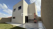 <strong>Excelente Sobrado em Uvaranas - Prox a rotatória do Tamara</strong>