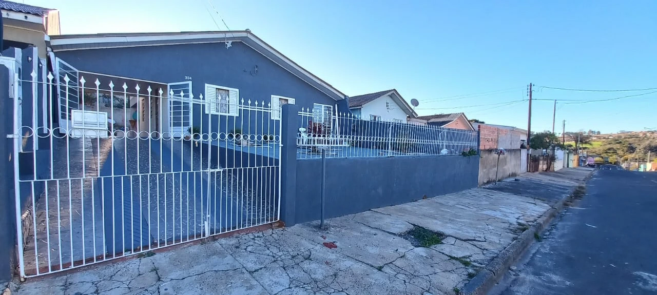 Casa à Venda No Bairro Nova Rússia