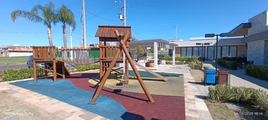 Casa à Venda No Condomínio La Riserva