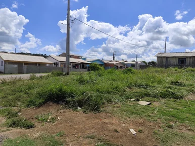 <strong>Terreno de esquina à venda em Reserva</strong>