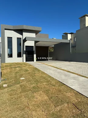 Casa á Venda No Parque Dos Ingleses