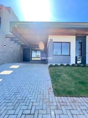 Linda Casa Condomínio Ecoville 1