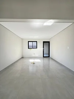 Linda Casa Condomínio Ecoville 1