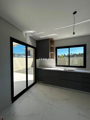 Lindo Sobrado Condomínio Vale Do Sol