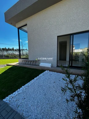 Linda Casa Térrea Condomínio Vale Do Sol