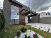 <strong>Casa em construção próximo ao lago de Olarias</strong>