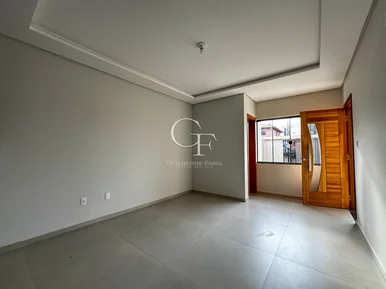 Sobrado Com 3 Suítes Em Uvaranas