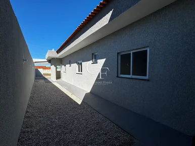 Linda Casa Com Edícula E Passagem Lateral