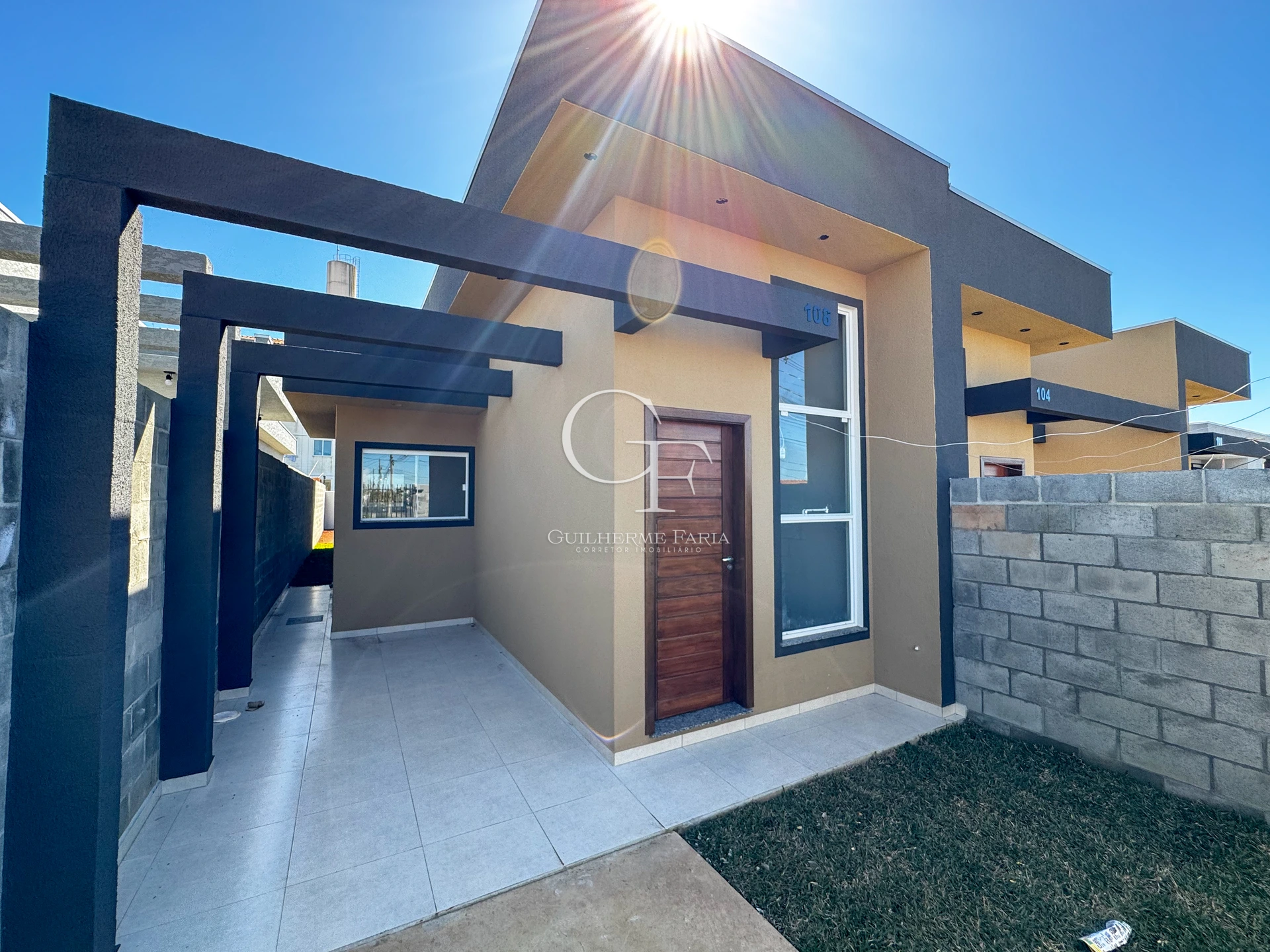 Casa Com Passagem Lateral