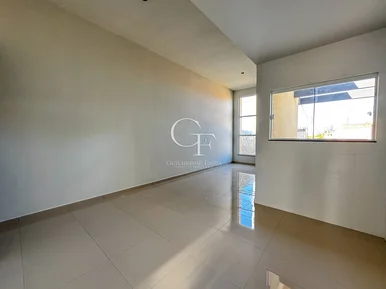 Casa Com Passagem Lateral