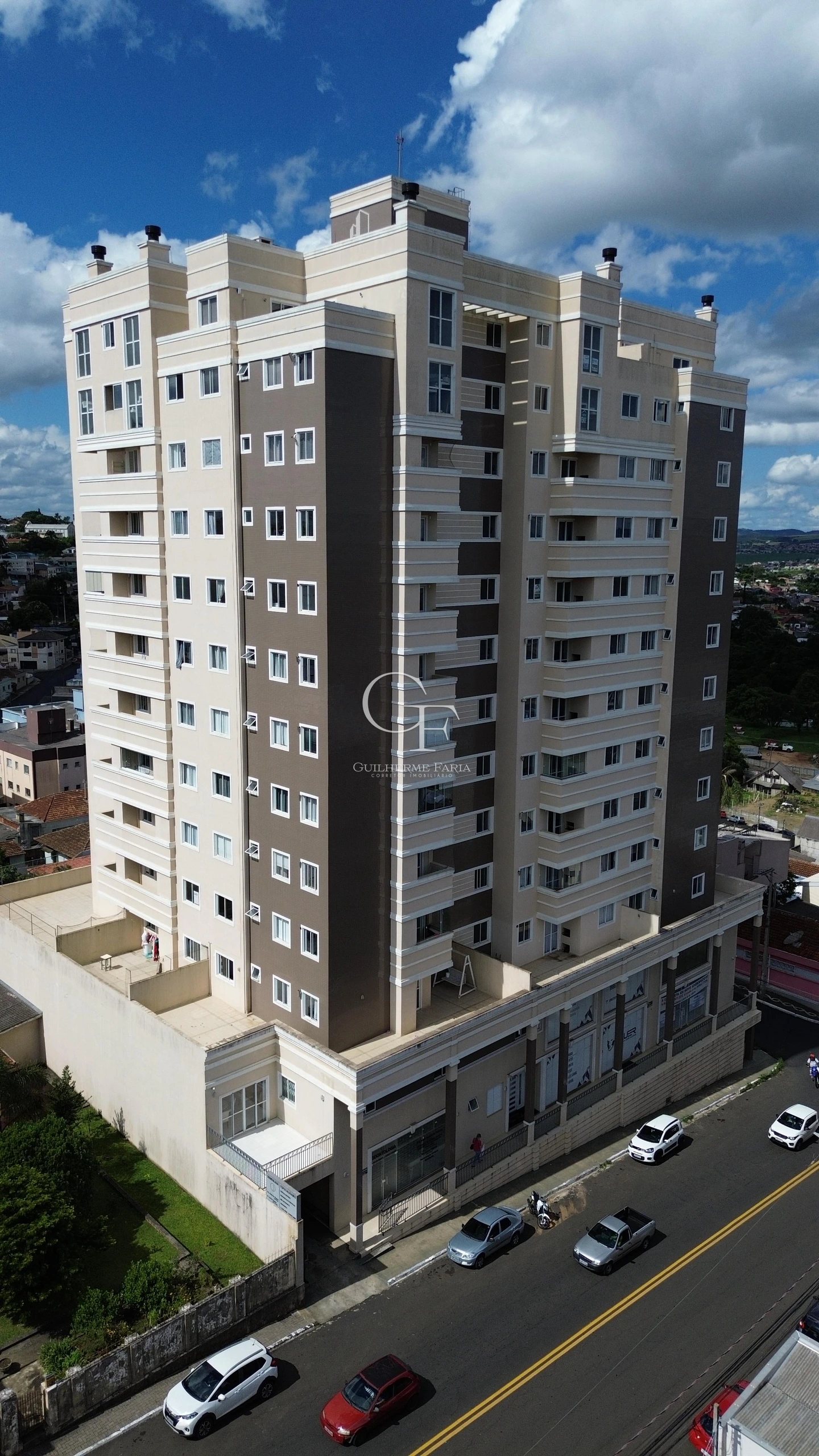 Apartamento Garden No Centro Semimobiliado