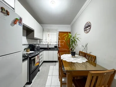 Casa Com 3 Quartos Sendo Uma Suíte