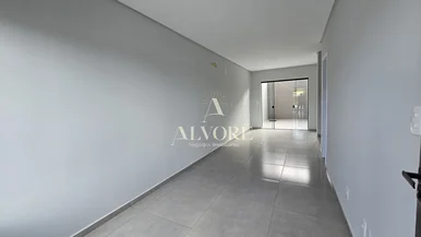 Sobrado Novo Com 3 Dormitórios E 103 M² No Coração Da Marina