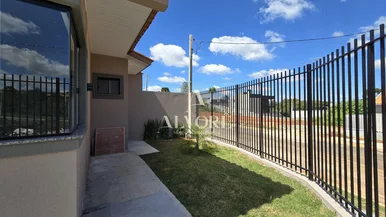 Casa De Esquina Com 3 Quartos No Jardim Das Palmeiras