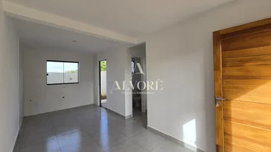 Sobrado Novo Com 2 Quartos, 7 Minutos Do Centro