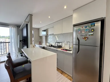 Apartamento, Sacada Com Churrasqueria Em Oficinas