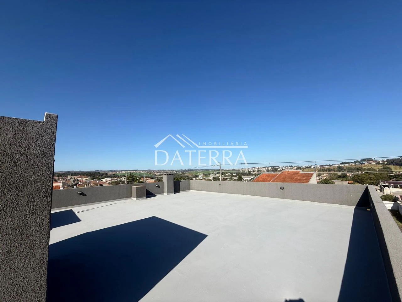 Casa Com Ponto Comercial - Santa Mônica