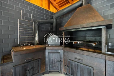 Condomínio Rivier, Fica Na Pr 151, Em Ponta Grossa