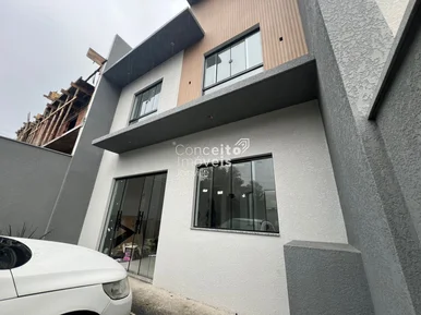 <strong>Geminado moderno com 3 quartos e terraço privativo</strong>