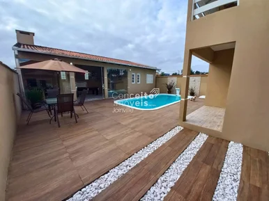 <strong>Sobrado 3 dormitórios no Vila Nova Joinville/SC 215m²</strong>