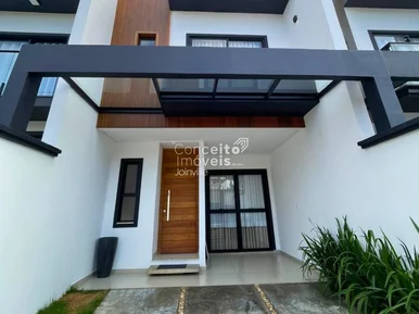 <strong>Sobrado 1 suite e 2 demi suites no Glória Joinville/SC 110m²</strong>
