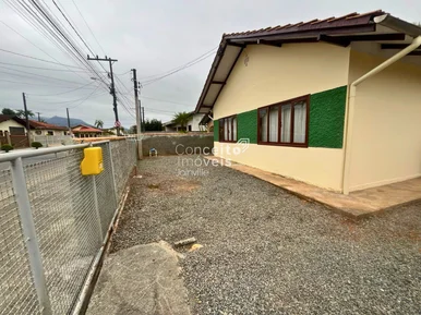 <strong>Casa para locação em local tranquilo e bem localizado</strong>