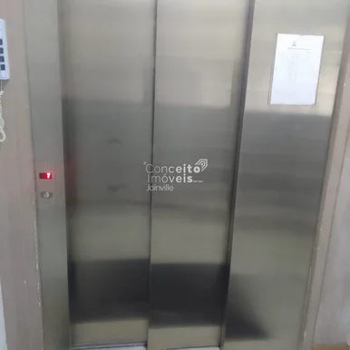 <strong>Apartamento 2 dormitórios com sacada e garagem para locação</strong>