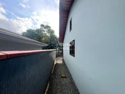 <strong>Casa com 2 quartos e área de festa no bairro Vila Nova</strong>