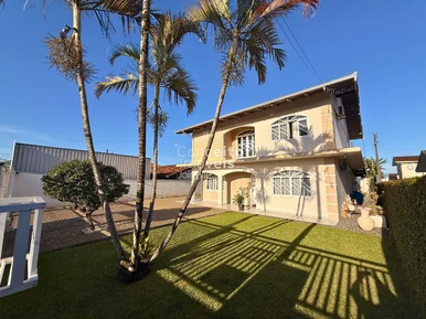 <strong>Sobrado Alto Padrão com Piscina no Fátima Joinville</strong>