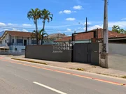 <strong>Casa com piscina à venda em Joinville Vila Nova</strong>