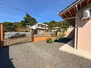 <strong>Terreno com duas casas à venda no bairro Iririú</strong>