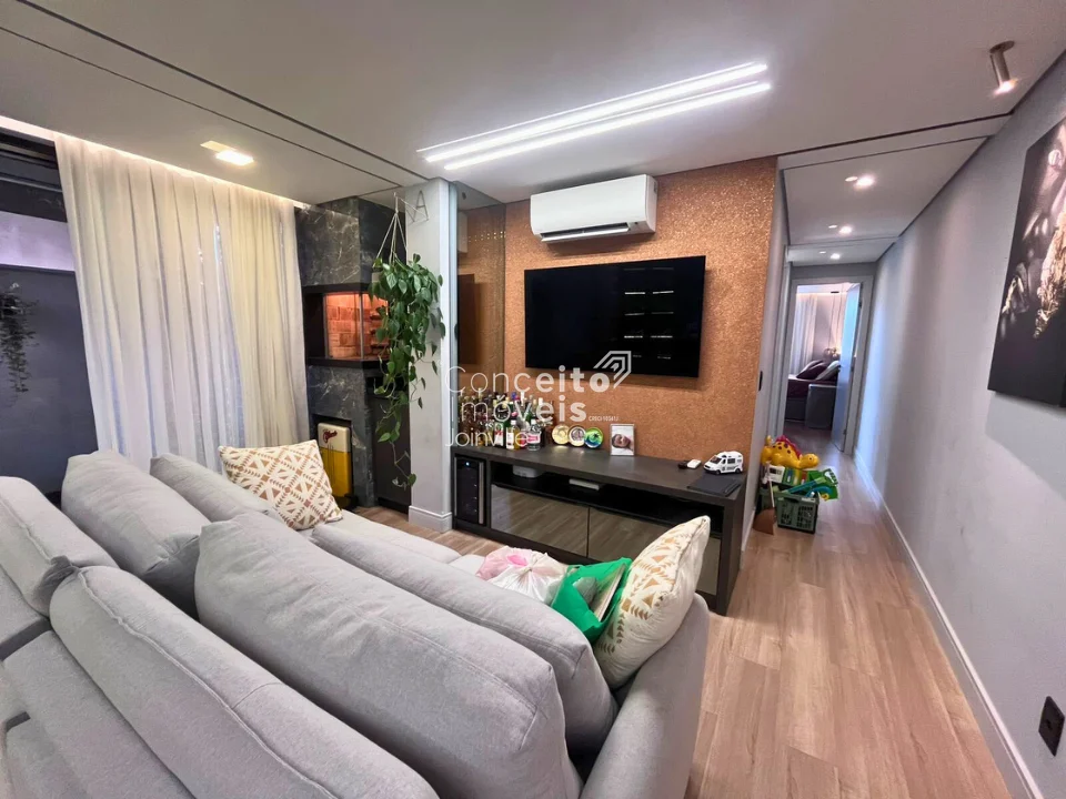 <strong>Apartamento Térreo Porteira Fechada com Giardino 2 Quartos 1 Suíte</strong>