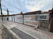 <strong>Casa com 3 Quartos (1 Suíte) + Edícula em Terreno Amplo</strong>