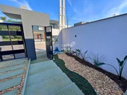 Geminado Térreo de Alto Padrão com Suíte e Espaço para Lazer - Foto 4