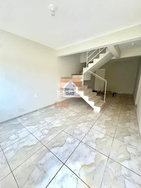 Sobrado Para Locação No Bairro Estrela