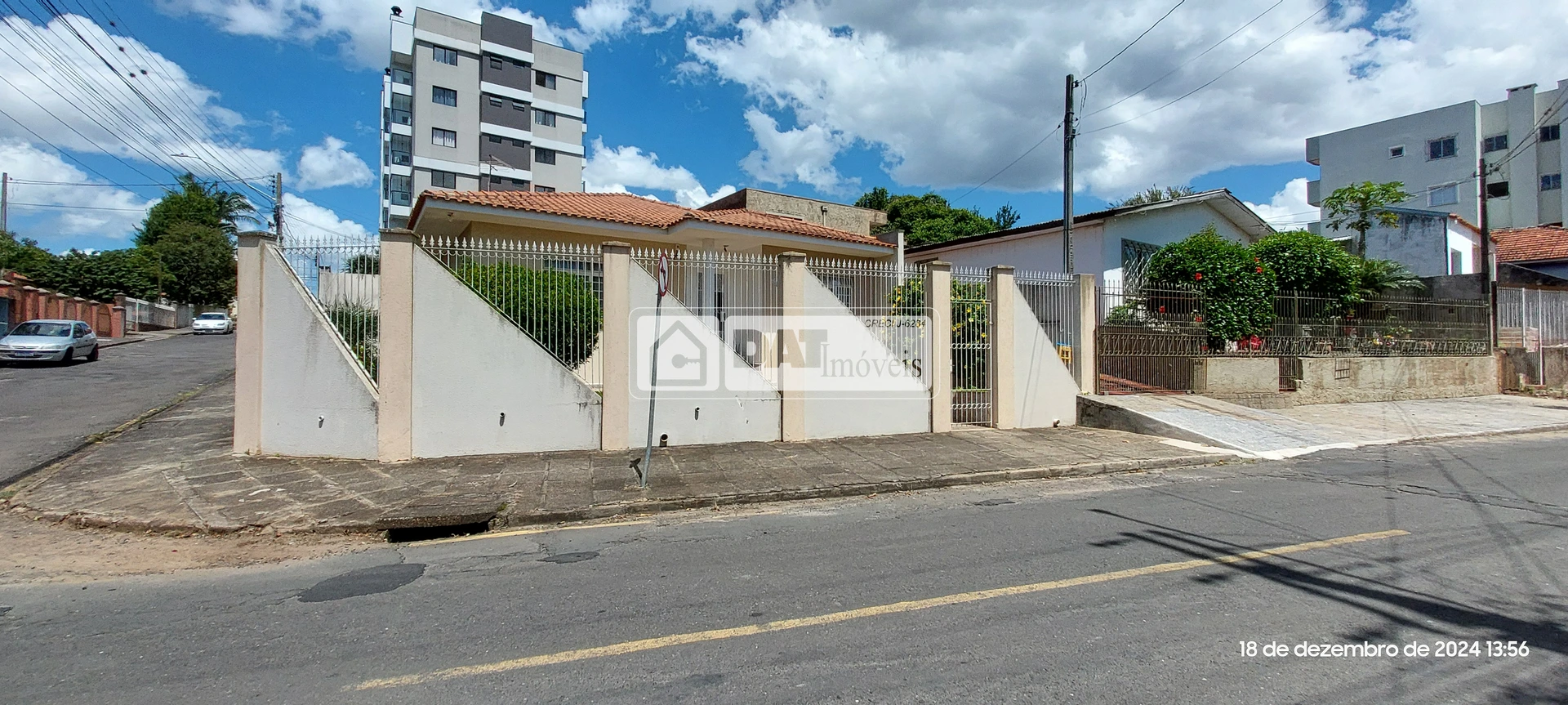 Casa Para Locação No Bairro órfãs