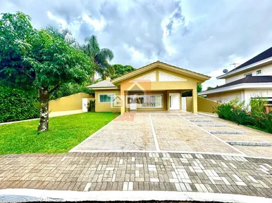Casa Para Locação No Bairro De Oficinas