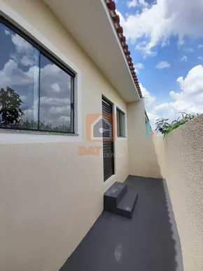 <strong>Casa à venda em Uvaranas- Jardim Centeário</strong>