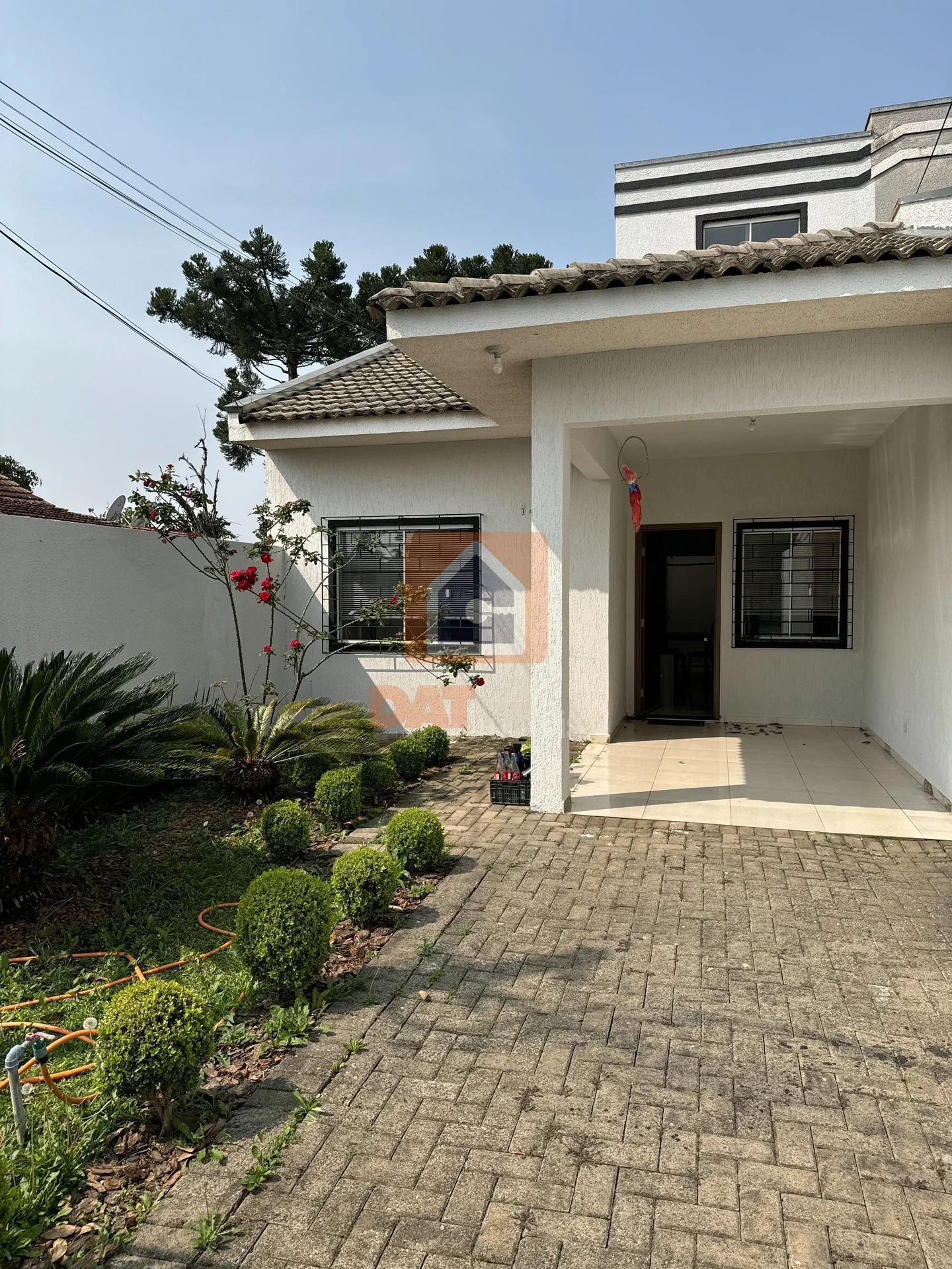 Casa  Semimobiliada à Venda Em Uvaranas